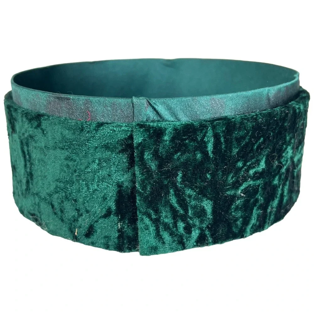 Velvet Gift Box Green Red Sequin Cardinal Poinsettia Round Christmas Red Trinket